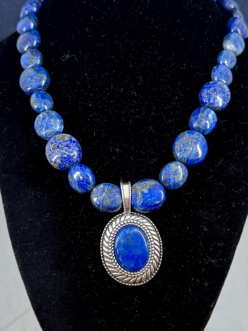 CAROLYN POLLACK Sterling Silver Chunky Blue Lapis Lazuli Pendant Toggle Necklace